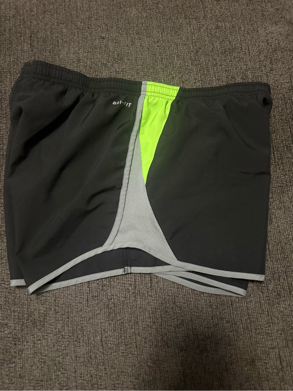 Nike Women’s Dri-FIT Running Shorts Size Large Black Neon Green Reflective - Picture 4 of 8